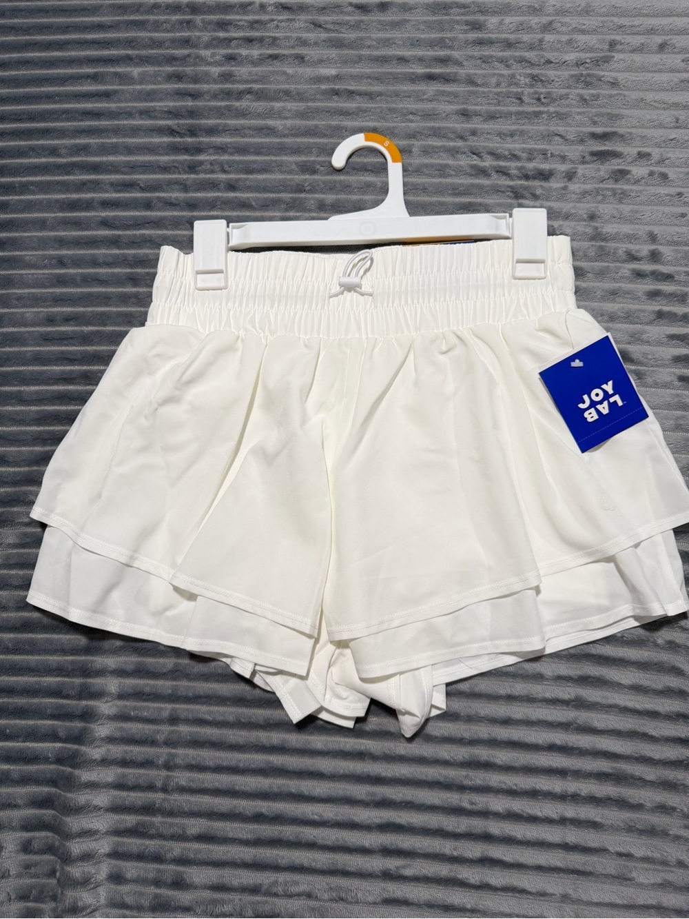 JoyLab Women’s Small White Layered Athletic Shorts with Side Pockets